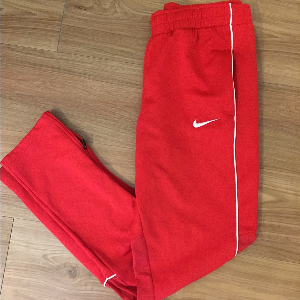RED NIKE DRY-FIT PANT